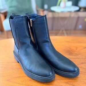 Kenneth Cole Reaction Black Leather Chelsea Boots, Size 11